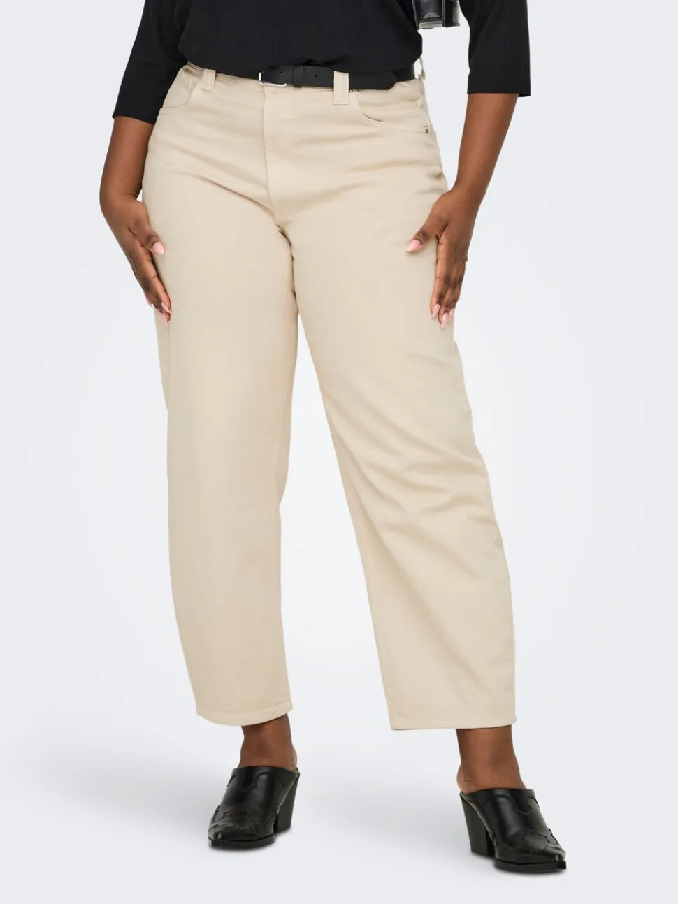 CARFRANKIE Wysoka talia Krój baryłkowaty Do kostek Jeans