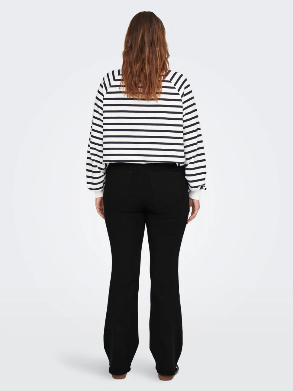 CARHELLA Średnia talia Krój retro flared Jeans