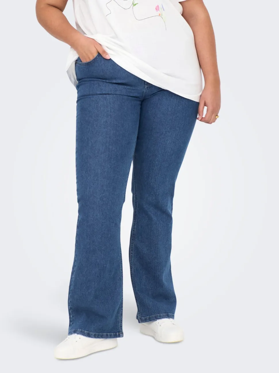 CARHUSH Średnia talia Krój flared Jeans