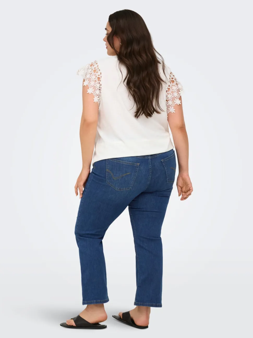 CARKENYA Średnia talia Krój flared Do kostek Jeans