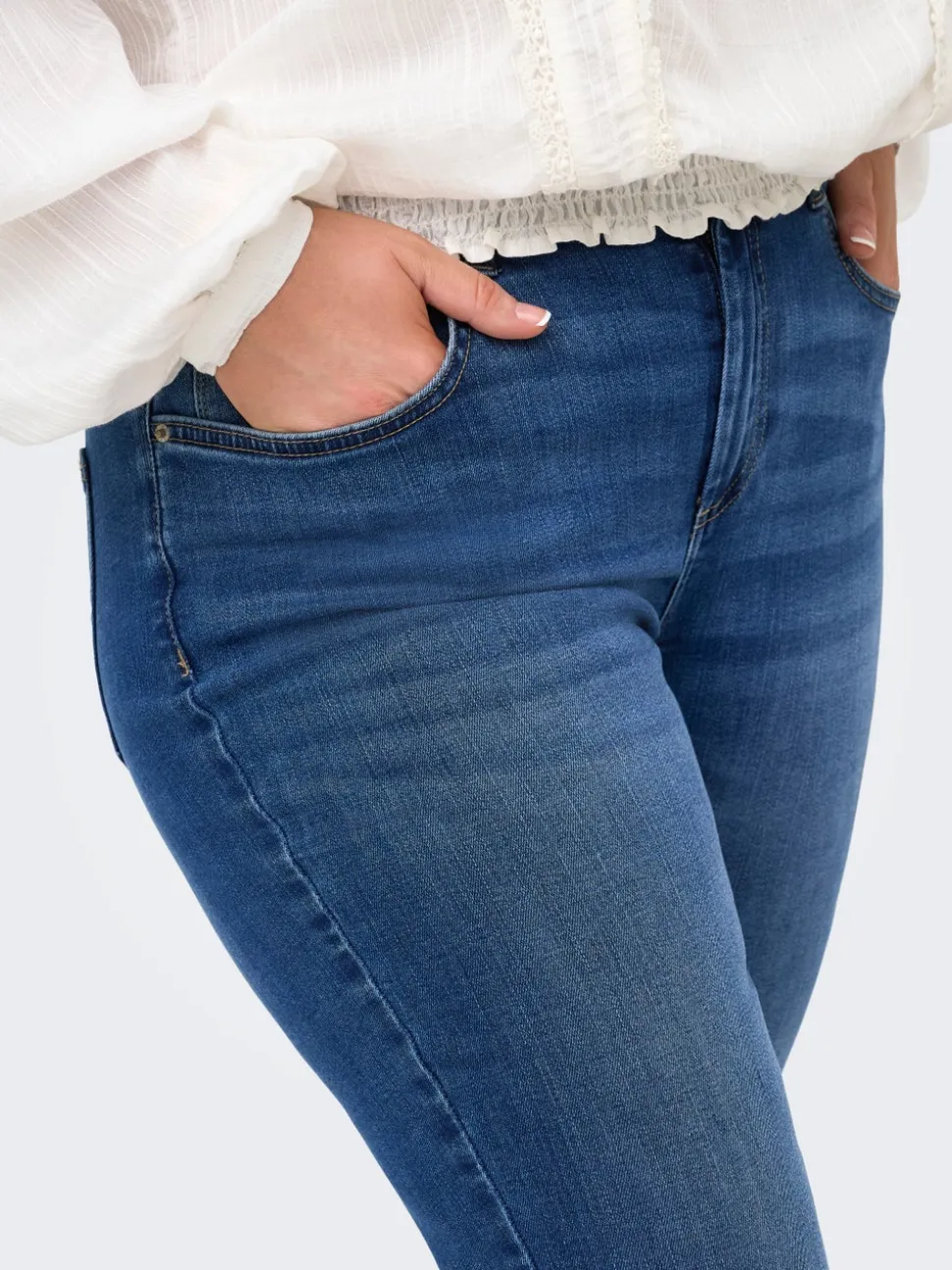 CARLACE Średnia talia Krój skinny Do kostek Jeans