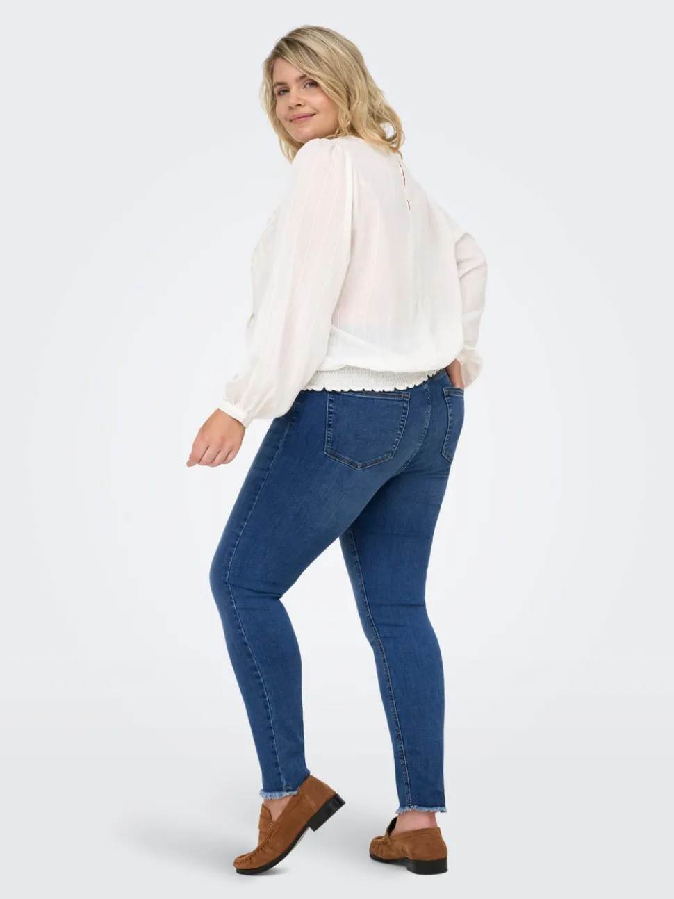 CARLACE Średnia talia Krój skinny Do kostek Jeans
