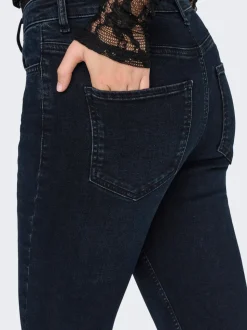 JDYFINA Średnia talia Krój skinny Do kostek Jeans