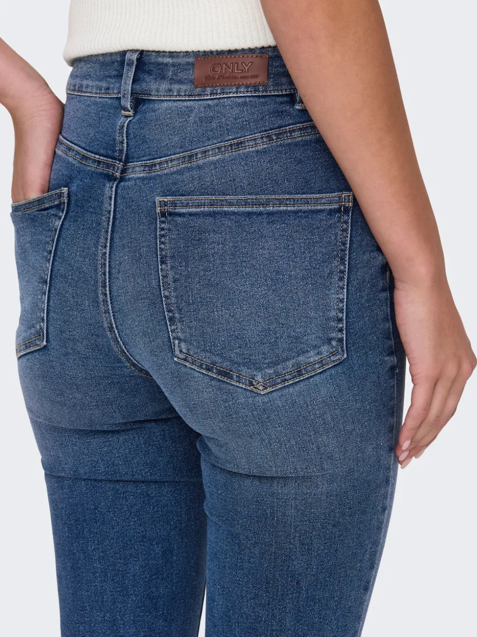 ONLWILLOW Wysoka talia Krój slim Jeans