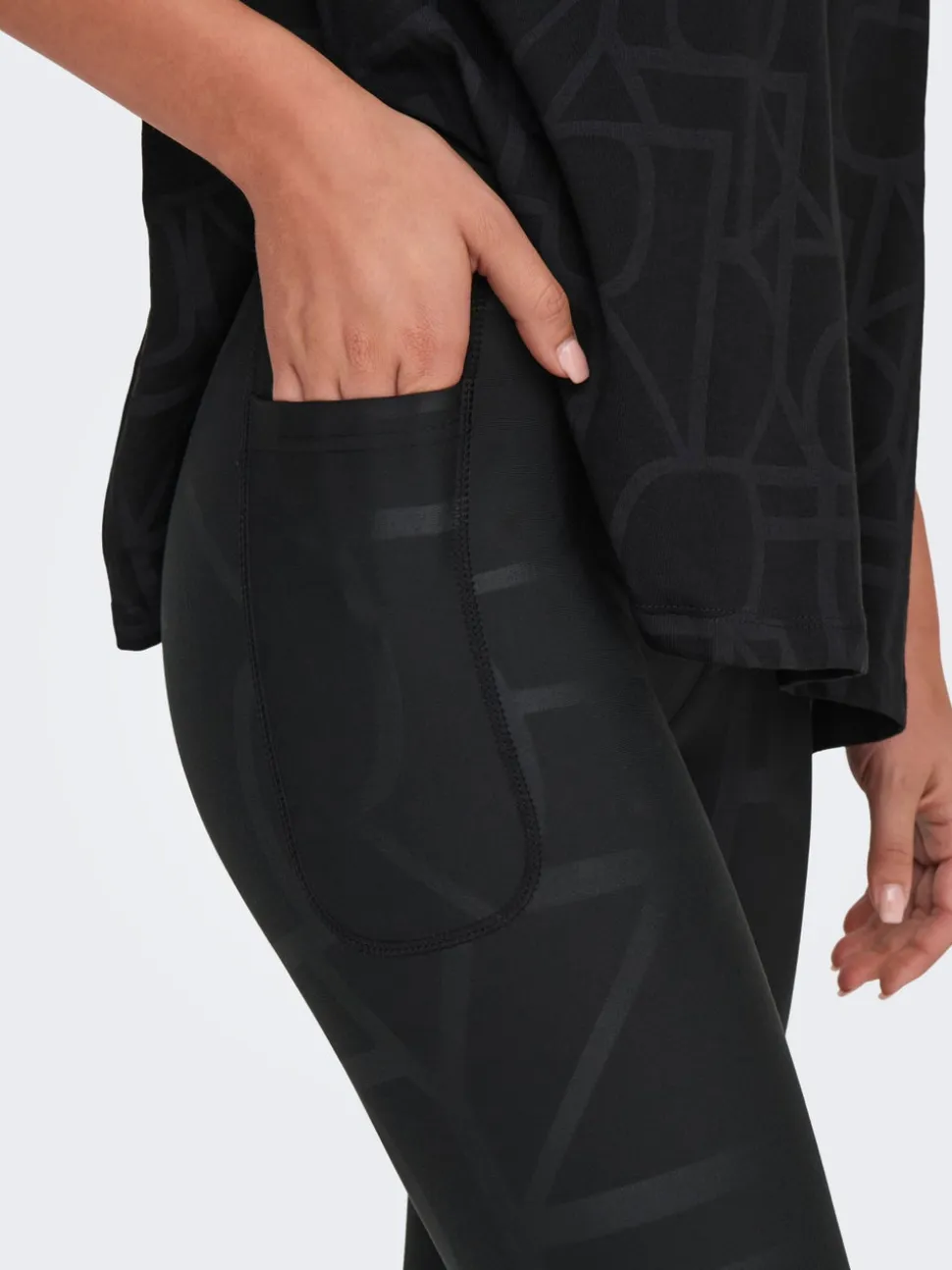 ONPFONT-2 Krój skinny Majtki treningowe