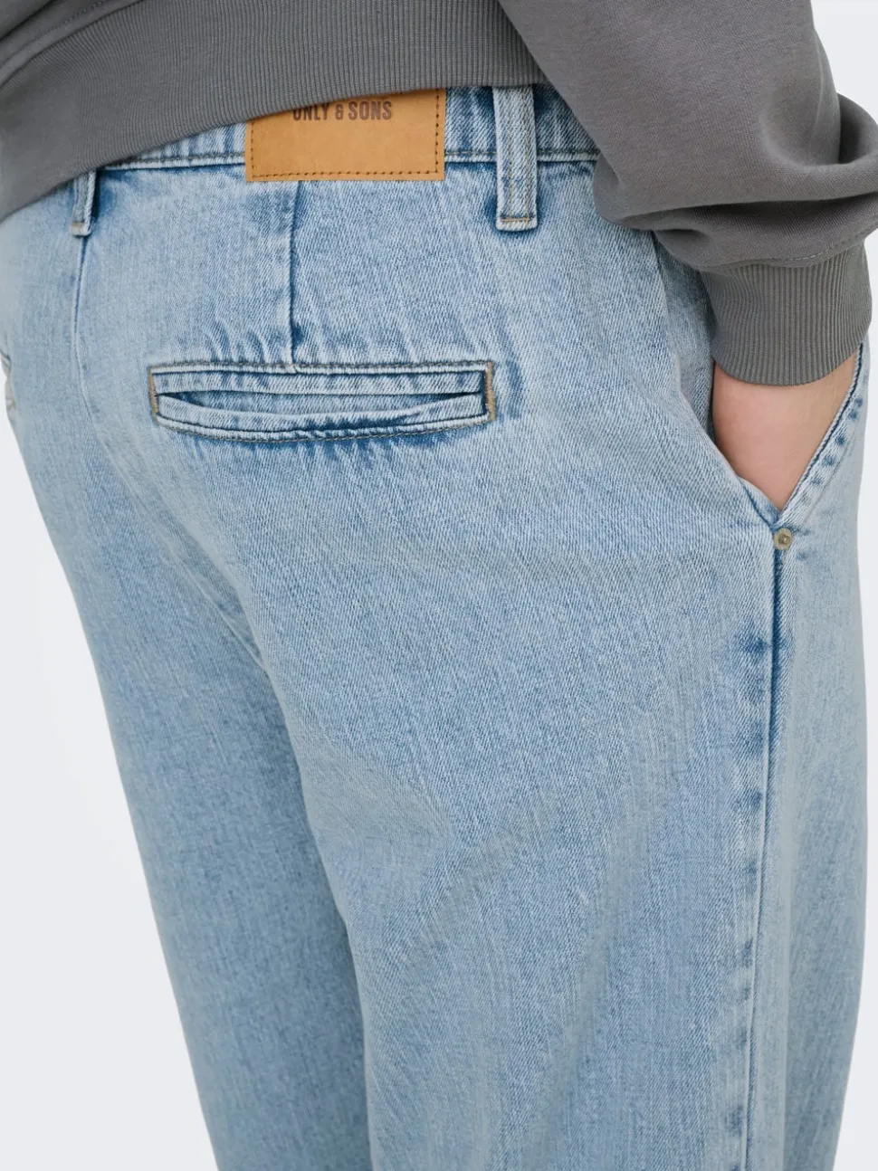 ONSDANI Średni stan Szeroki krój - przycięty Jeans