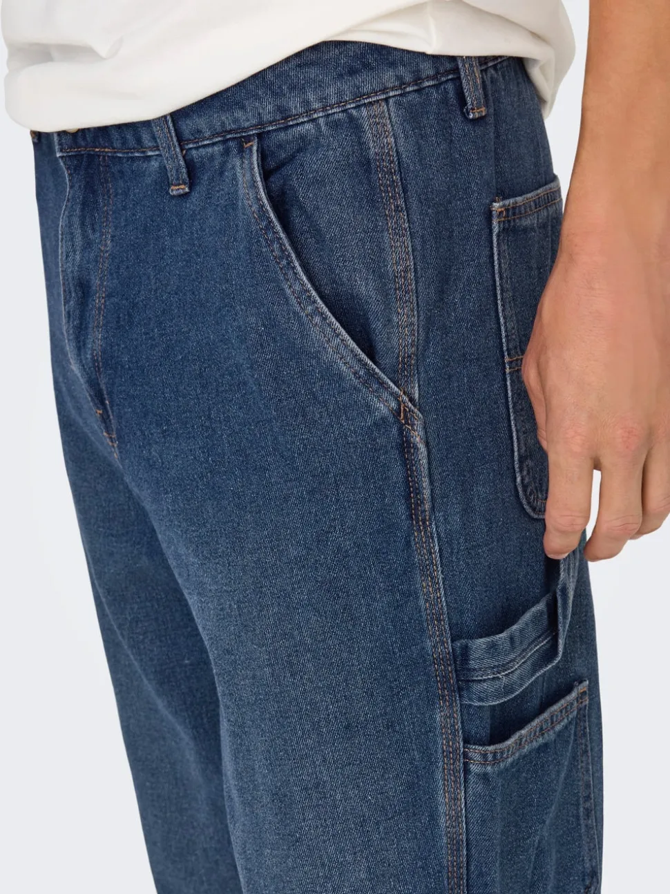 ONSEDGE Średnia talia Krój prosty Jeans