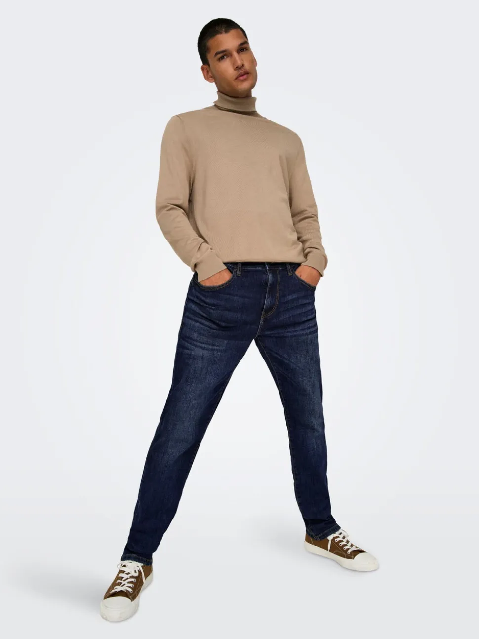 ONSWEFT Średnia talia Krój regularny Jeans