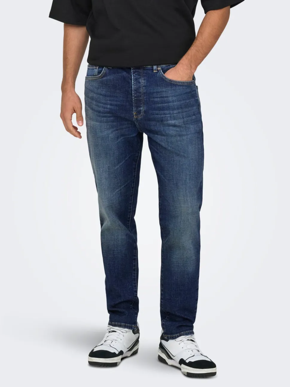ONSYOKE Średni stan Krój tapered Jeans