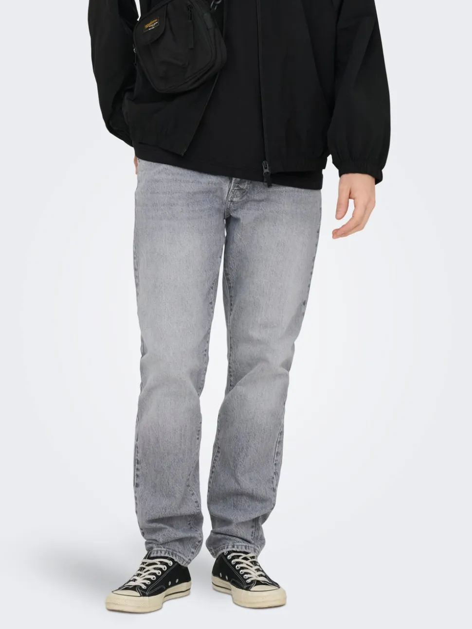 ONSYOKE Średni stan Krój tapered Jeans