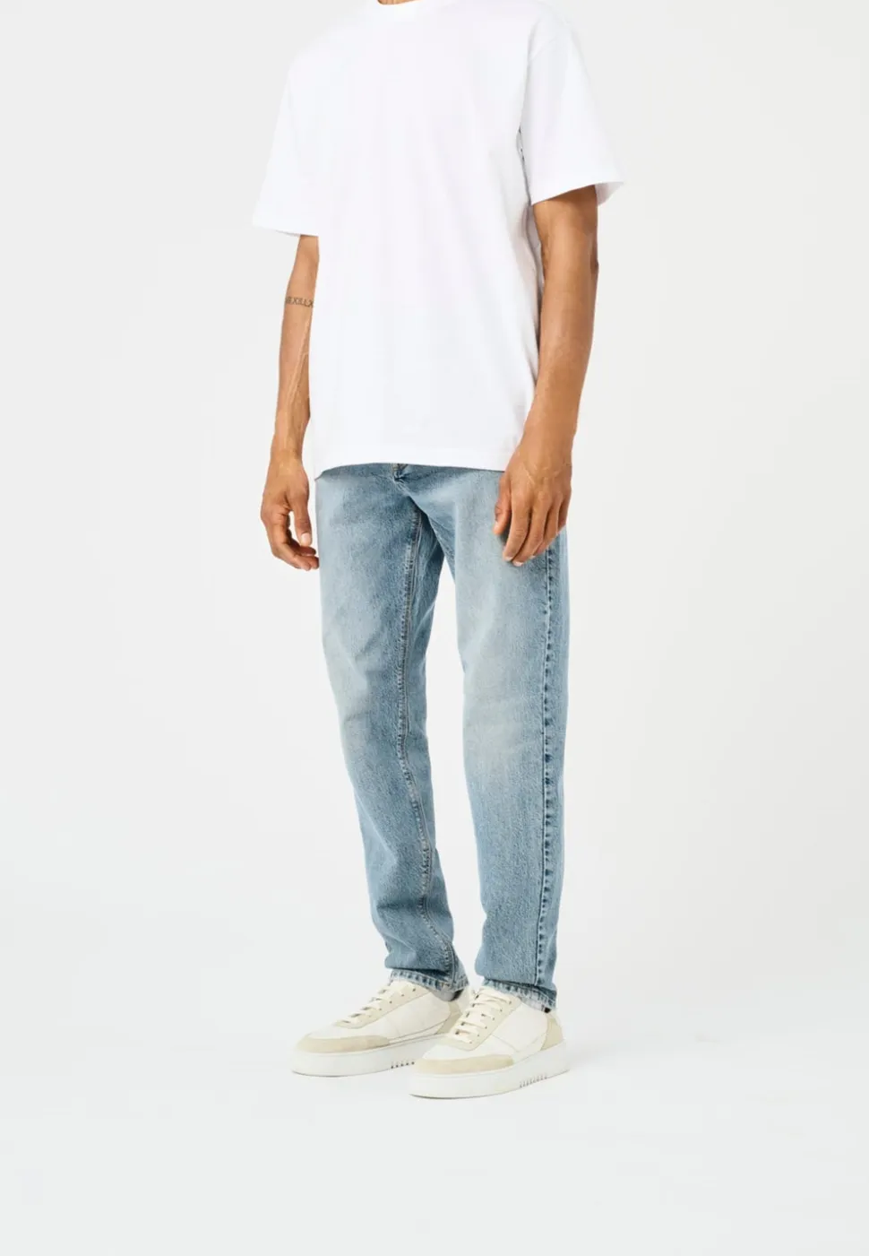 ONSYOKE Średni stan Krój tapered Jeans