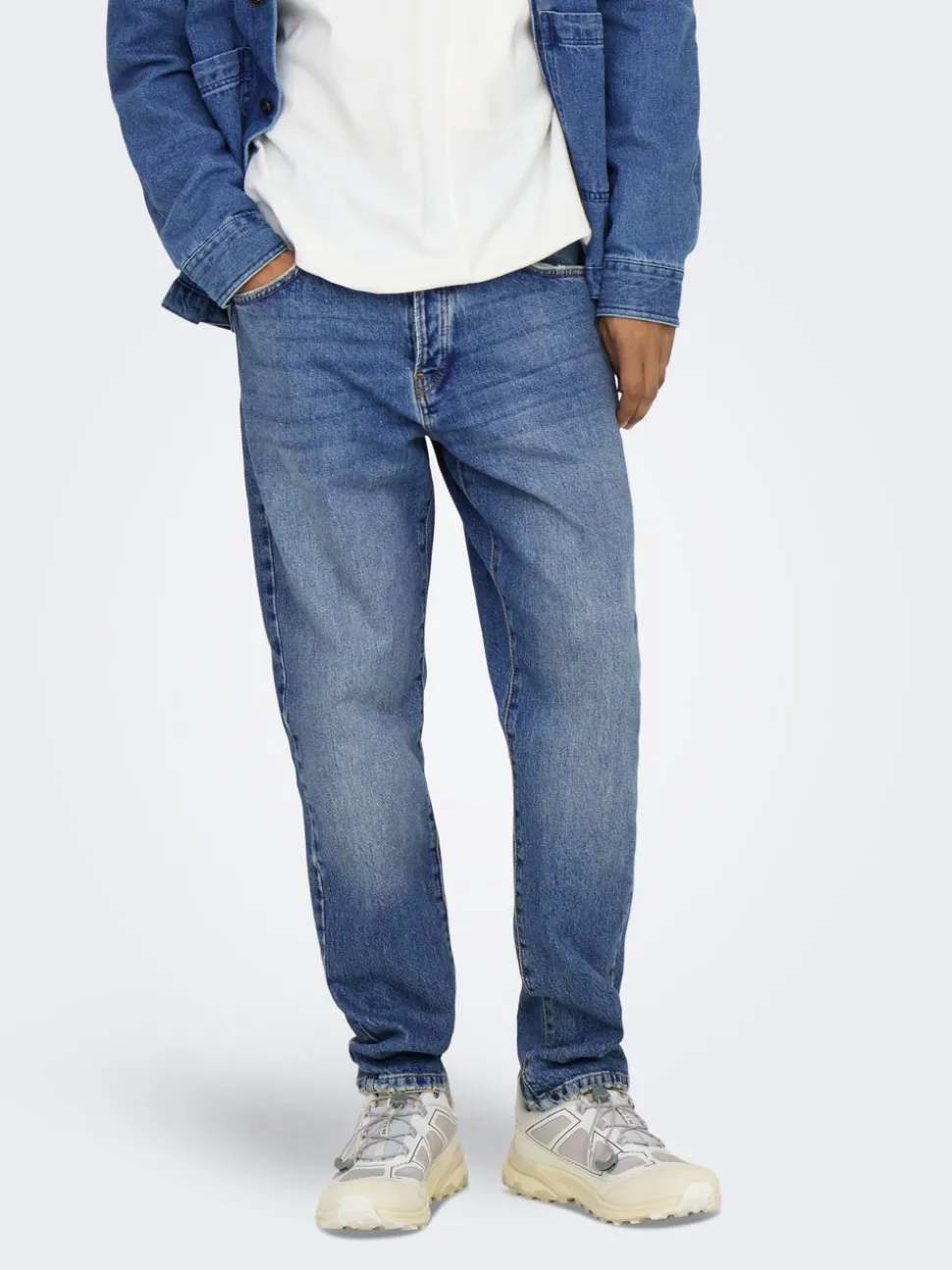 ONSYOKE Średnia talia Krój cropped Jeans