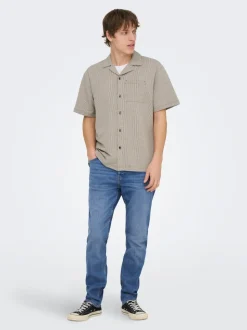 ONSYOKE Średnia talia Krój tapered Jeans