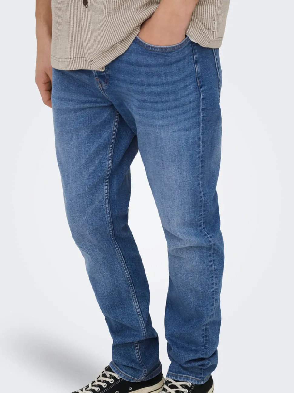 ONSYOKE Średnia talia Krój tapered Jeans
