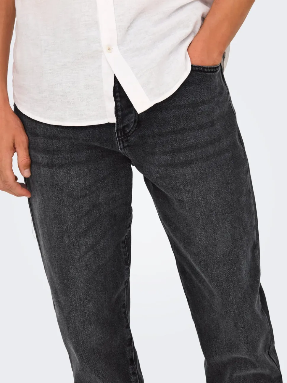 ONSYOKE Średnia talia Krój tapered Jeans