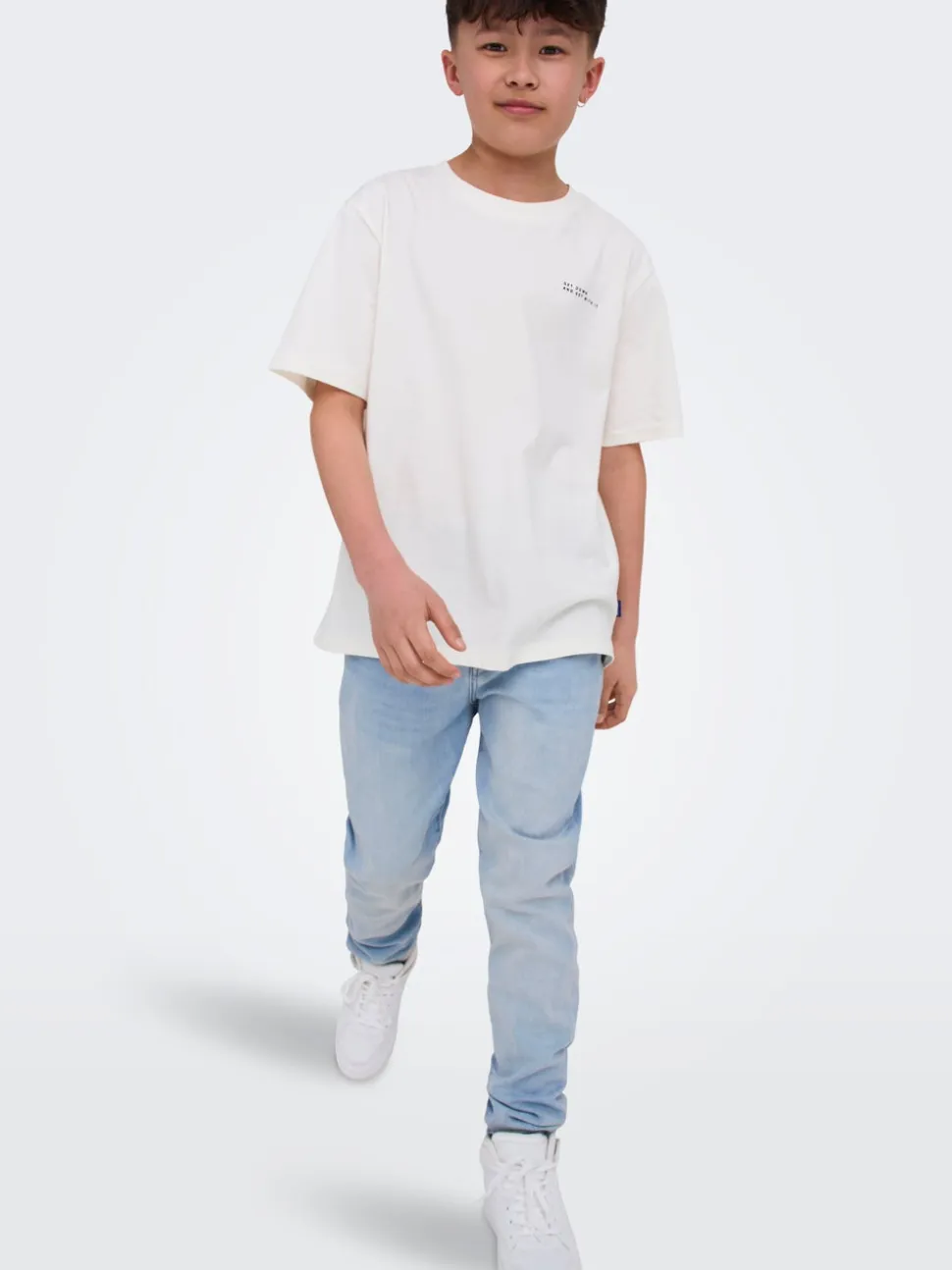OSJYOKE Średni stan Krój tapered Jeans
